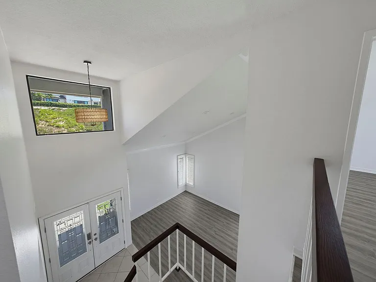 1038 Rimwood Dr — Photo 10