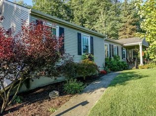 727 Hook Rd, Xenia, OH 45385