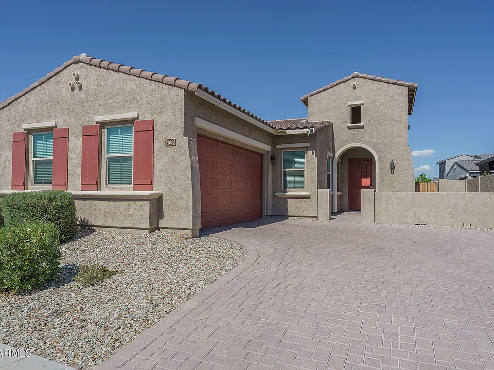 14084 W Desert Flower Dr