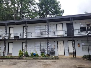 100 Marr Dr APT 28, Dyersburg, TN 38024