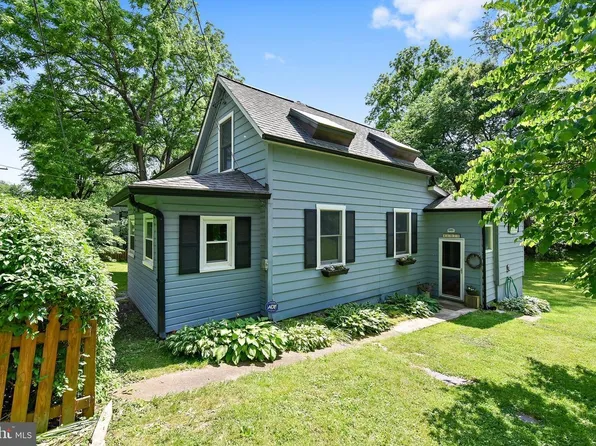 22030 Big Woods Rd, Dickerson, MD 20842