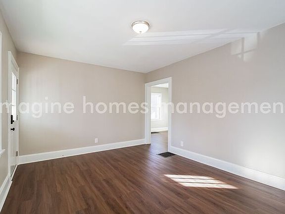 5th image of 2728 Minot Ave #1