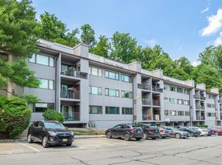 41 Mount Kemble Ave APT 310, Morristown, NJ 07960