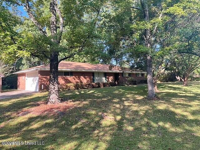 1st image of 701 Memory Ln