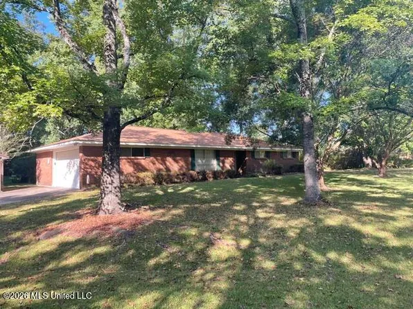701 Memory Ln, Tylertown, MS 39667