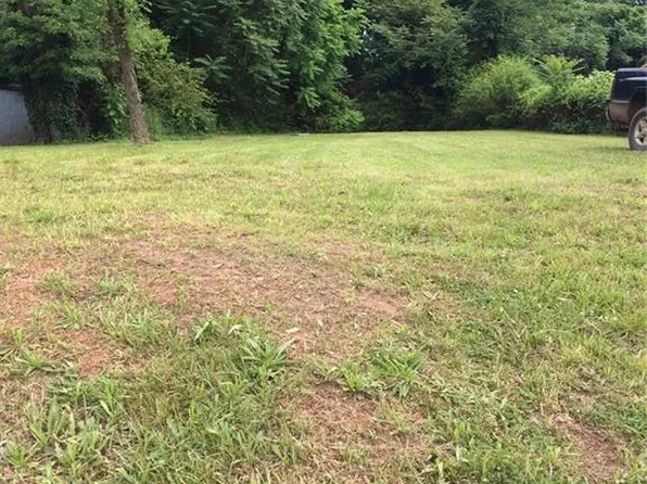 2655 Belews Creek Rd, Winston Salem, NC 27101