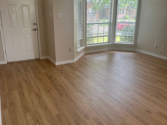 4th image of 1506 Springwood Dr