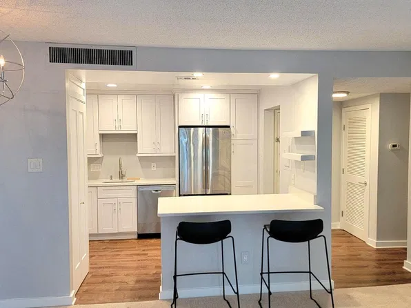 6301 Stevenson Ave APT 604, Alexandria, VA 22304