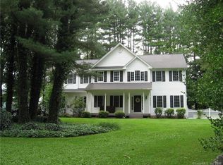 3 Mills Ln, Canton, CT 06019