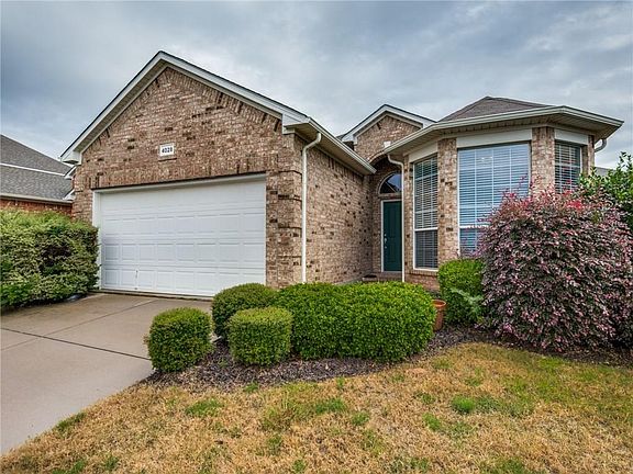 2nd image of 4028 Claymore Ln