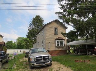 124 2nd St, Flinton, PA 16640