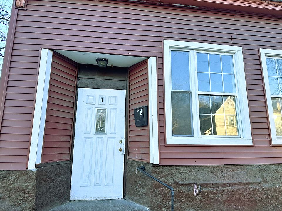 1st image of 495 Emerson St APT 1
