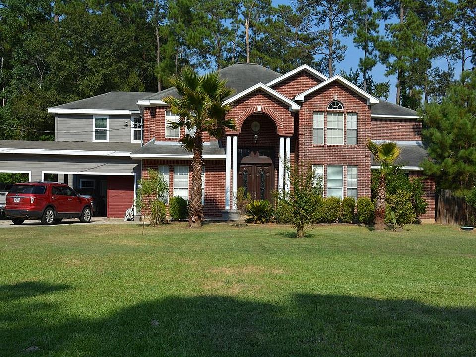 1st image of 32726 Riverwood Dr