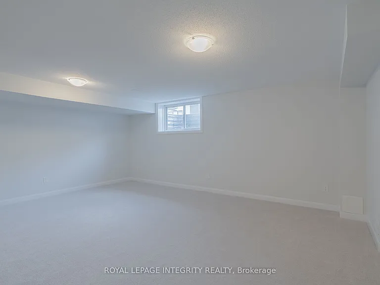 409 Silicon Way — Photo 26