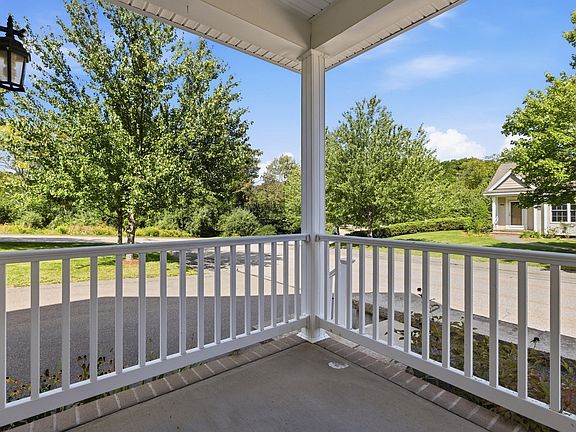 5th image of 307 Autumn Ridge Dr Unit 307