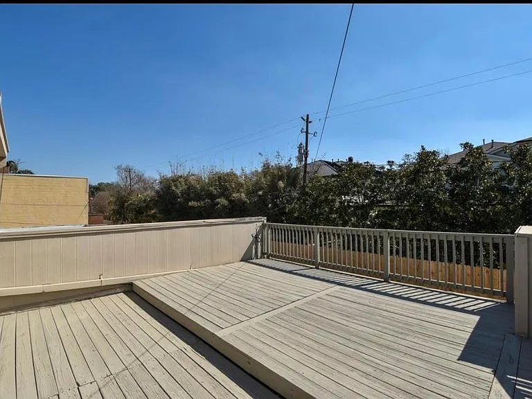 4523 Acacia St — Photo 9