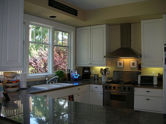 Main Floor Kitchen