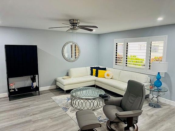 5th image of 15126 Ashland Street #237g
