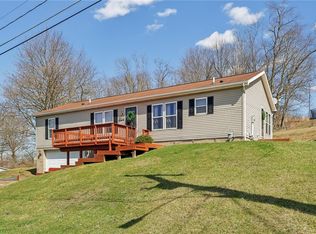 809 National Way, Ellwood city, PA 16117