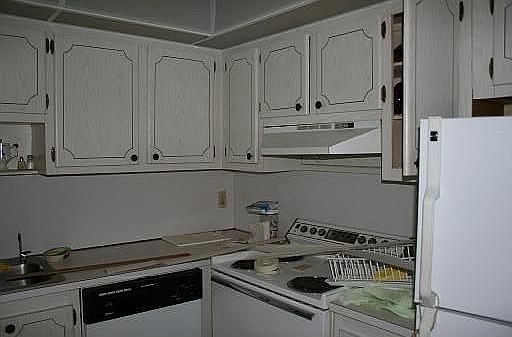 2nd image of 332 Tuscany Ln #F