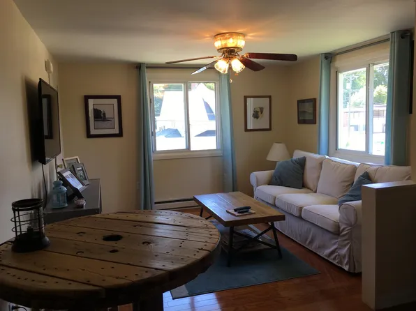 10 Russell St #3, Branford, CT 06405