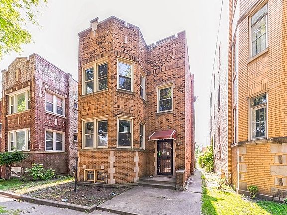 3rd image of 7638 S Cornell Ave