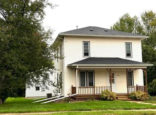 226 S Water Ave, New Hampton, IA 50659
