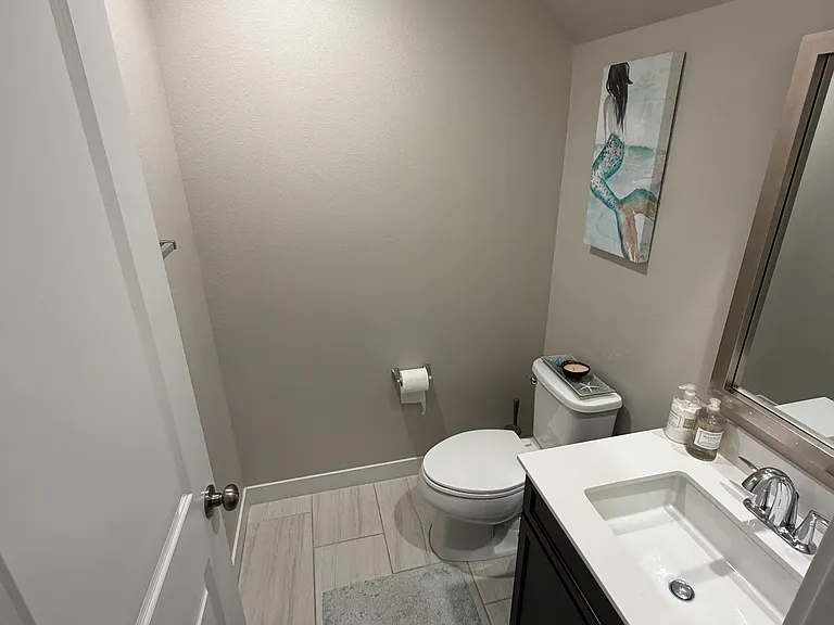 547 W Foothill Blvd #88 — Photo 8