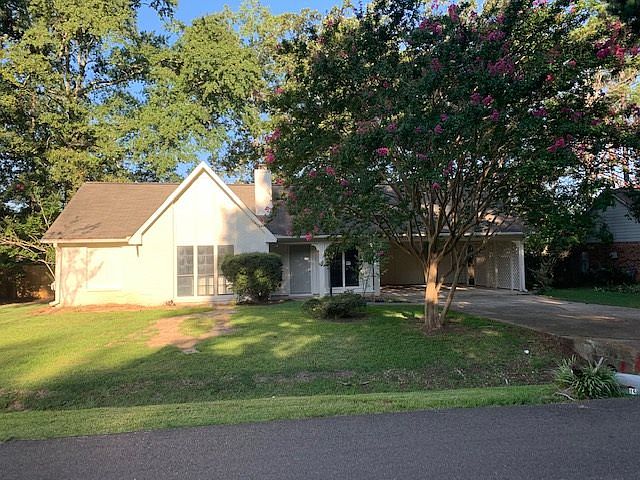 2nd image of 140 Plum Tree Rd