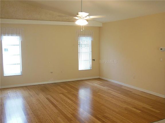 3rd image of 308 Rosewood Ct