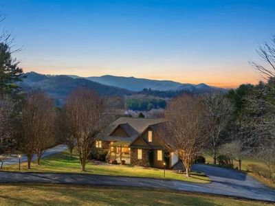 146 Deer Ridge Rd, Franklin, NC, 28734