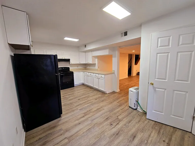 1685 Baltimore Annapolis Blvd #B — Photo 3