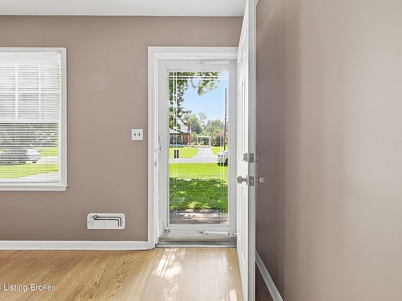 3rd image of 7908 Red Cedar Way