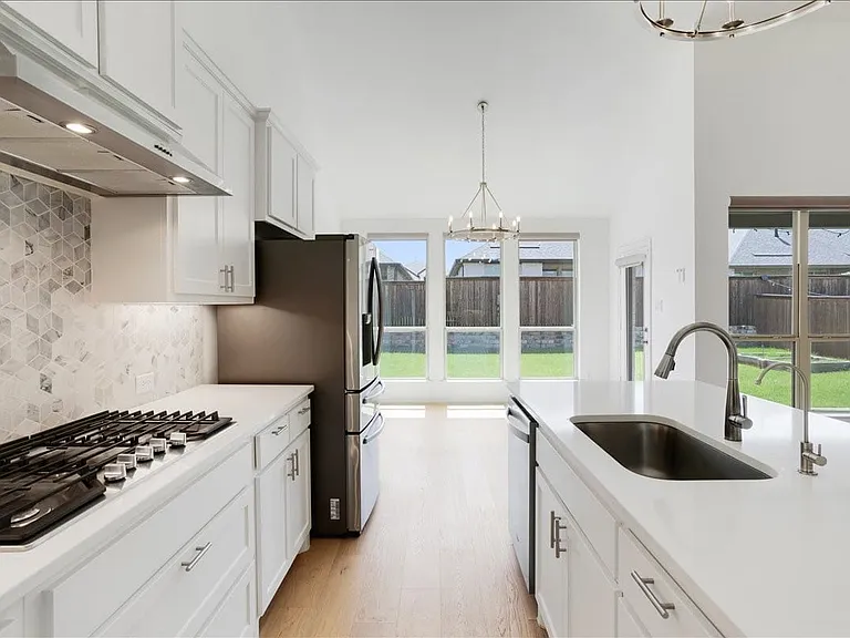 Farmhouse sink.