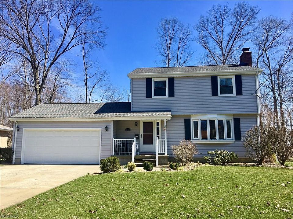 1st image of 873 Oakridge Dr