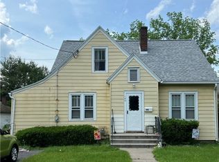 142 Monticello Dr S, Syracuse, NY 13205