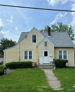 142 Monticello Dr S, Syracuse, NY, 13205