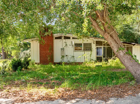 600 Virginia St, Kingstree, SC 29556