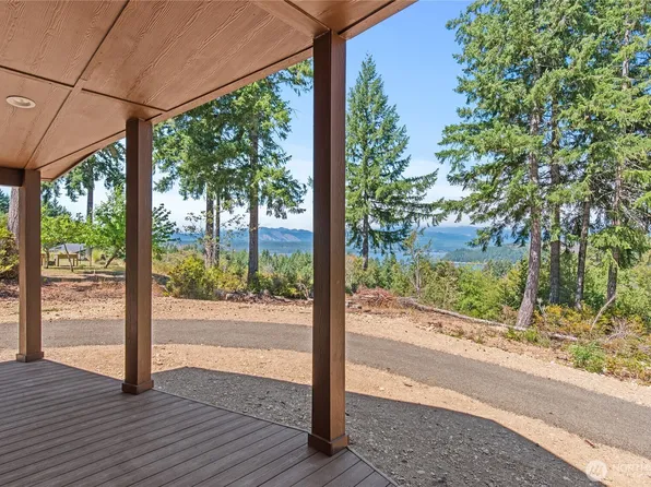 160 E Spruce Street, Union, WA 98592