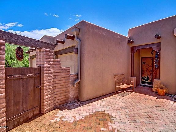 4th image of 1108 E Josephine Saddle Pl