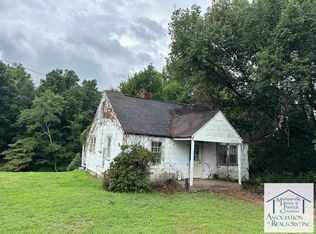 81 Oak Rd, Collinsville, VA 24078