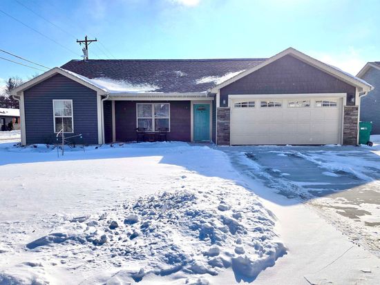 110 E Oxford St, Otterbein, IN 47970