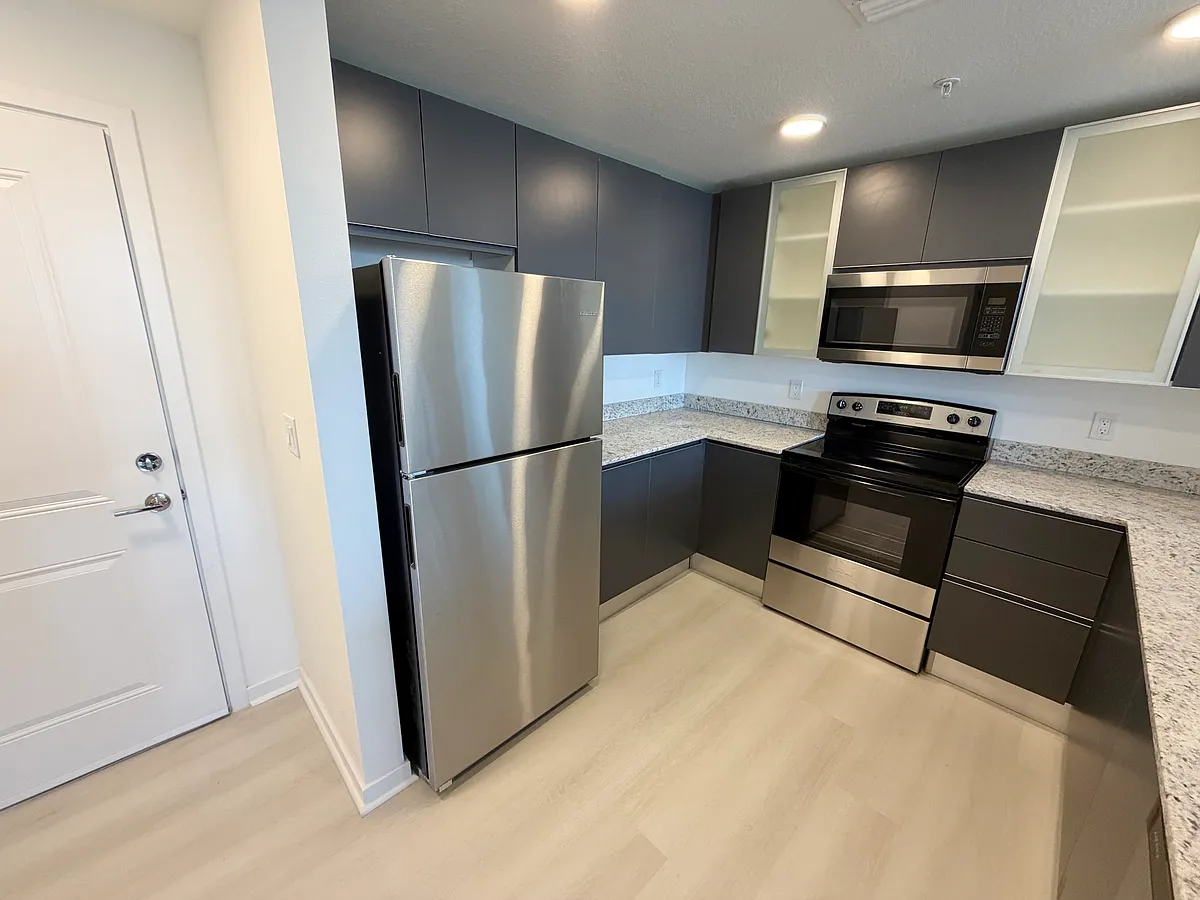 Building Photo - 5587 Millenia Park Blvd #413