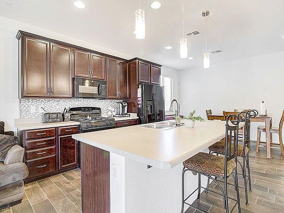 5th image of 6936 S 77th Ln