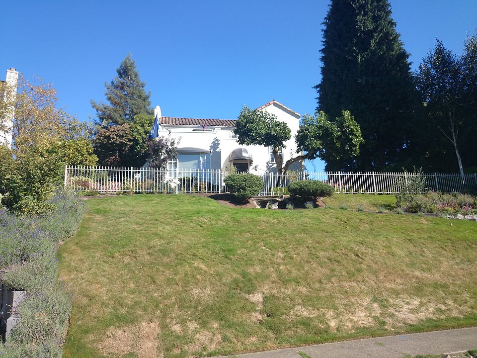 1st image of 3022 W Laurelhurst Dr NE