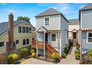 8009 SE Morrison St, Portland, OR 97215