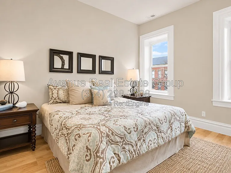 2329 Hickory St — Photo 18