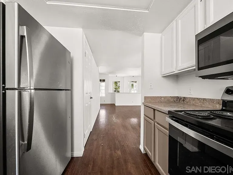 514 S Myers St #H — Photo 2