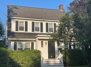 82 Luce St, Lowell, MA 01852