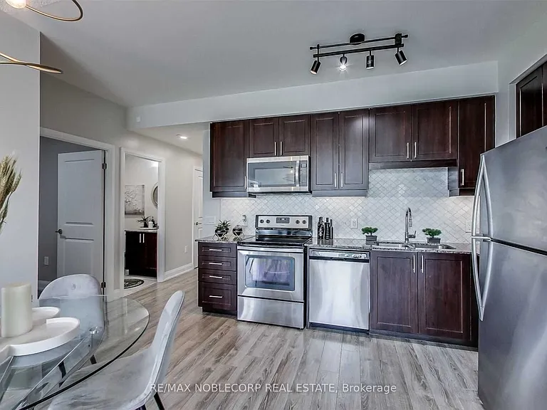 2800 Keele St #304 — Photo 5